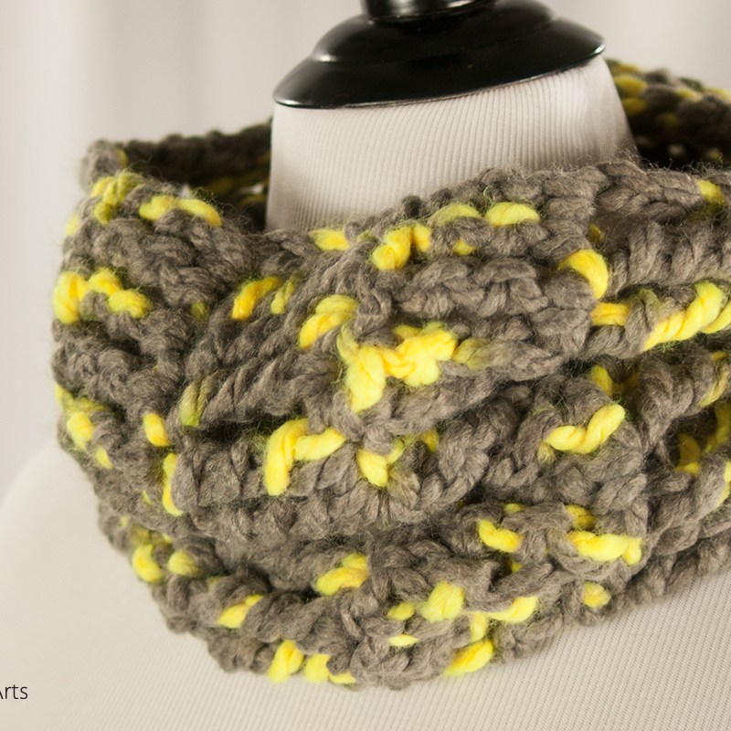 Handmade Toucan Cowl | Webster Fiber Arts | Etsy