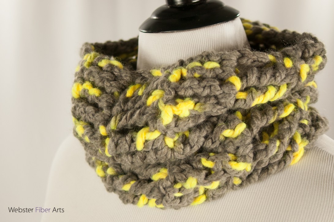 Handmade Toucan Cowl | Webster Fiber Arts | Etsy